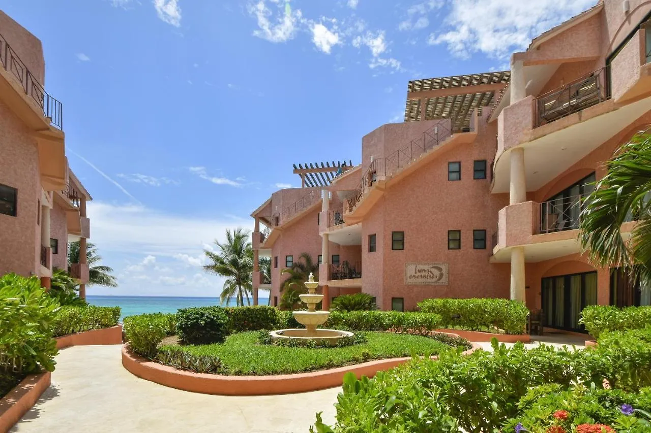 Oceanfront Condo Luna Encantada With Pool And Great Rates Luna A2 Playa del Carmen Appartement